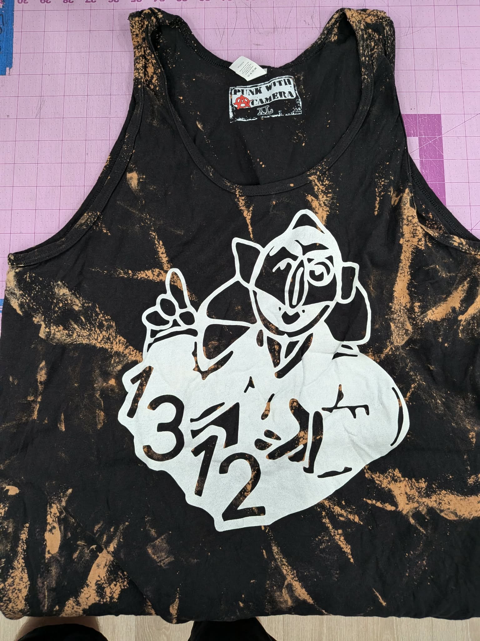 Count 1312 - XL - Discounted Bleached Tank Top