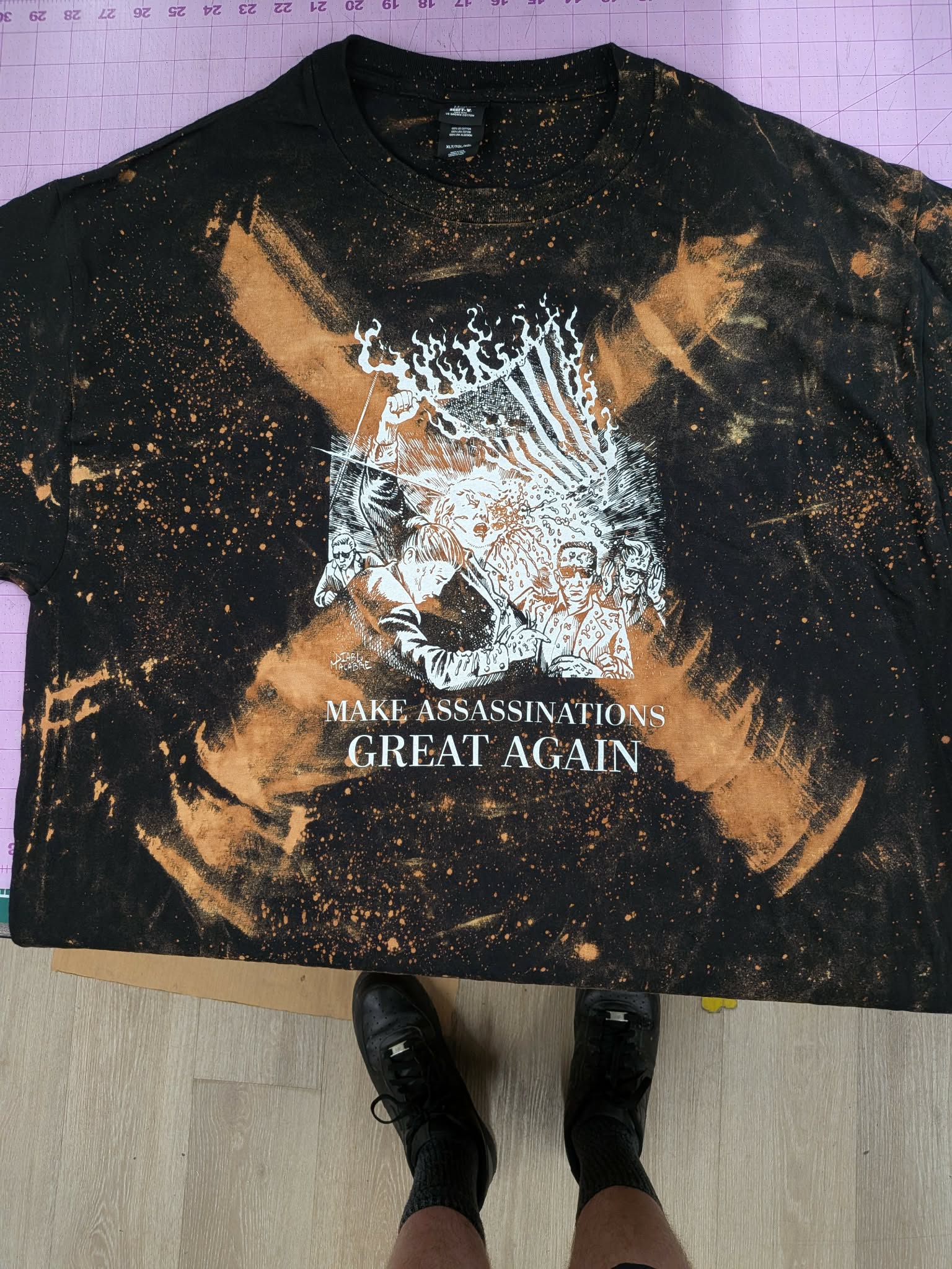 Ketchup Ear - XL - Discounted Bleached Shirt