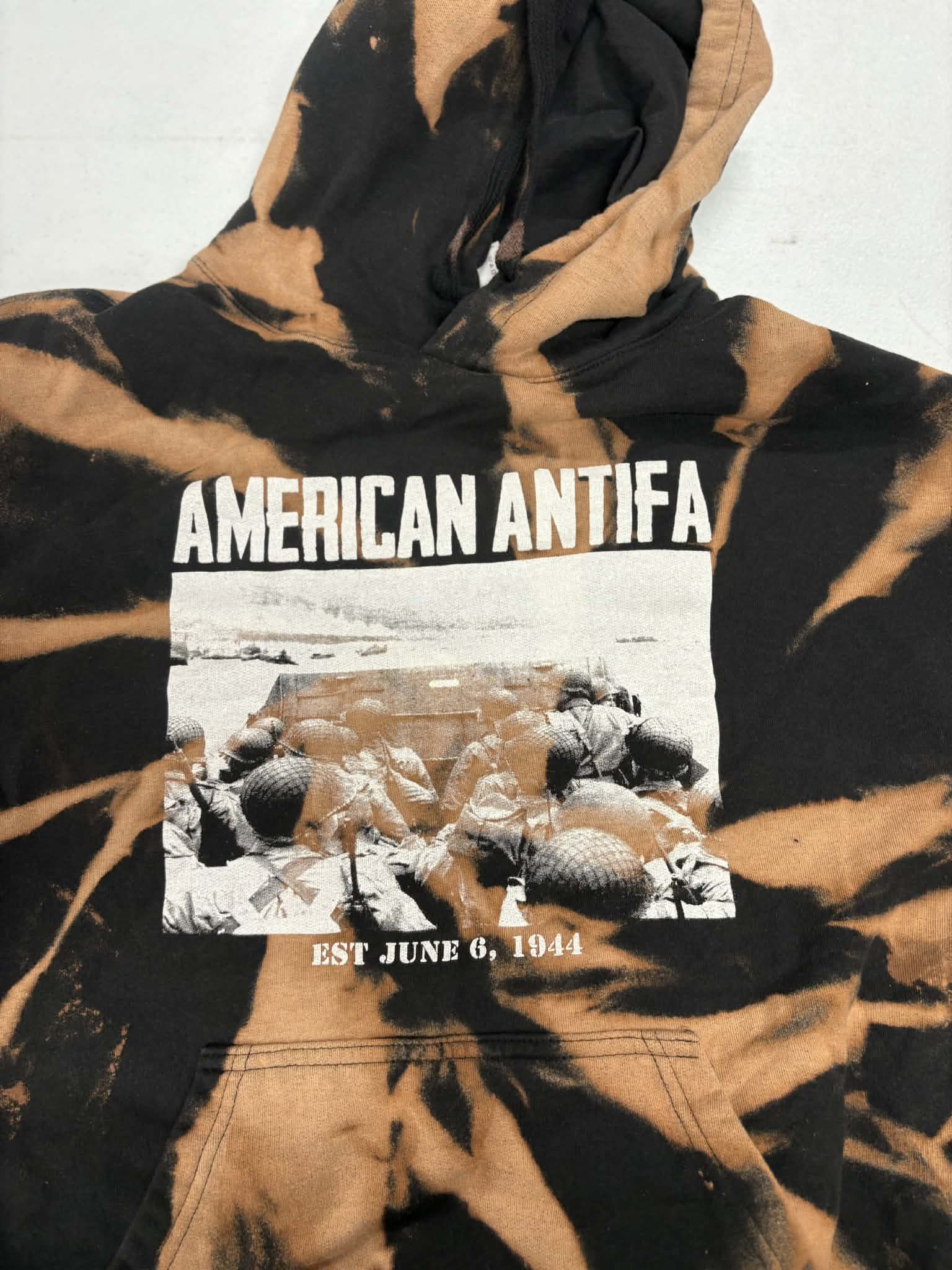 American Antifa - M - Discounted Bleached Hoodie