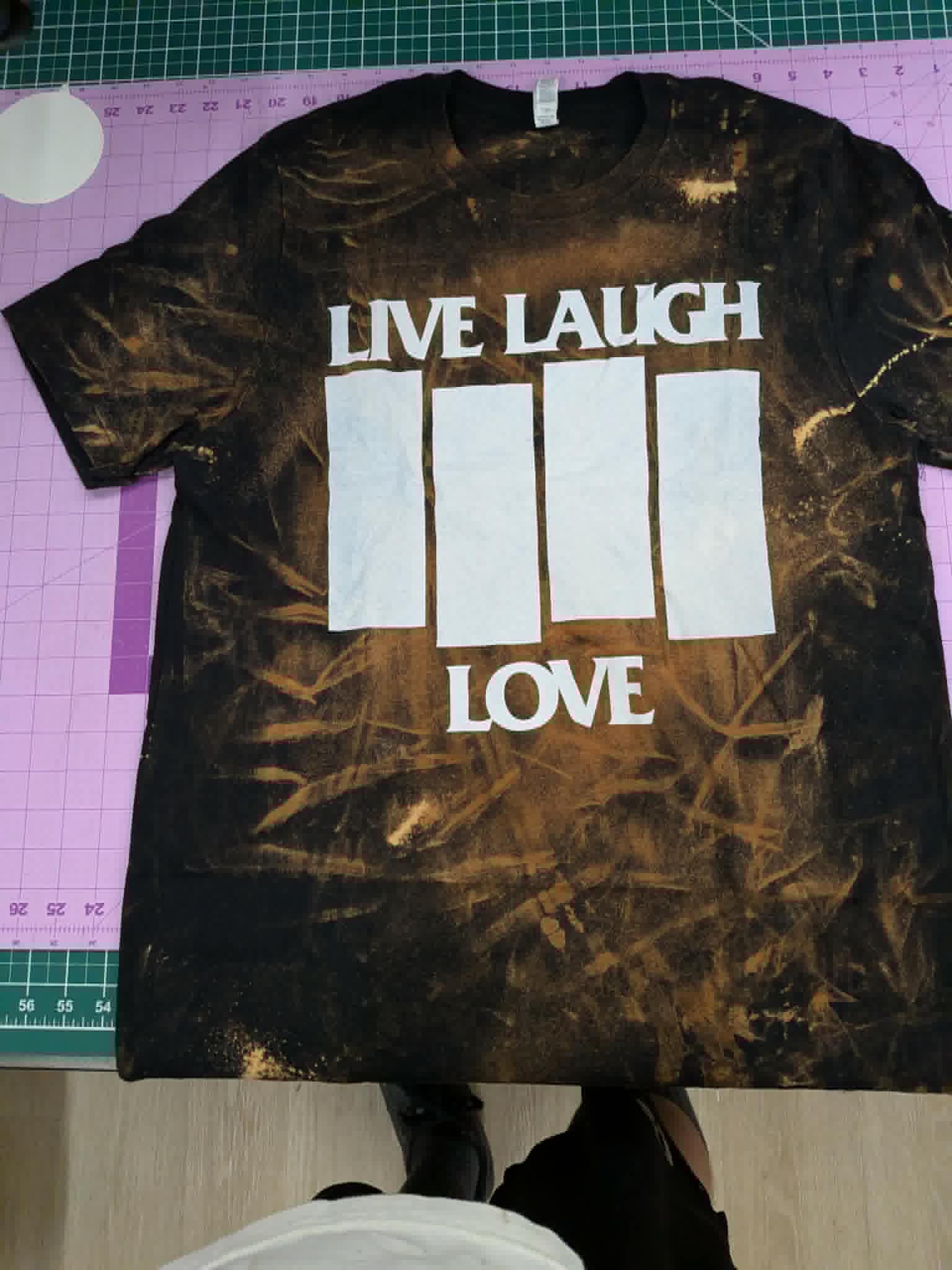 Live Laugh Love - L - Bleached T-Shirt