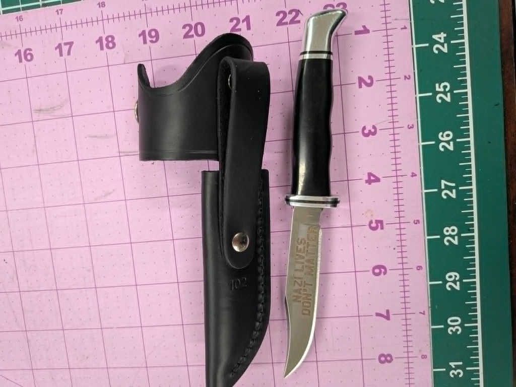 Buck 102 Woodsman - Fixed Blade With Sheath - Laser Engraved