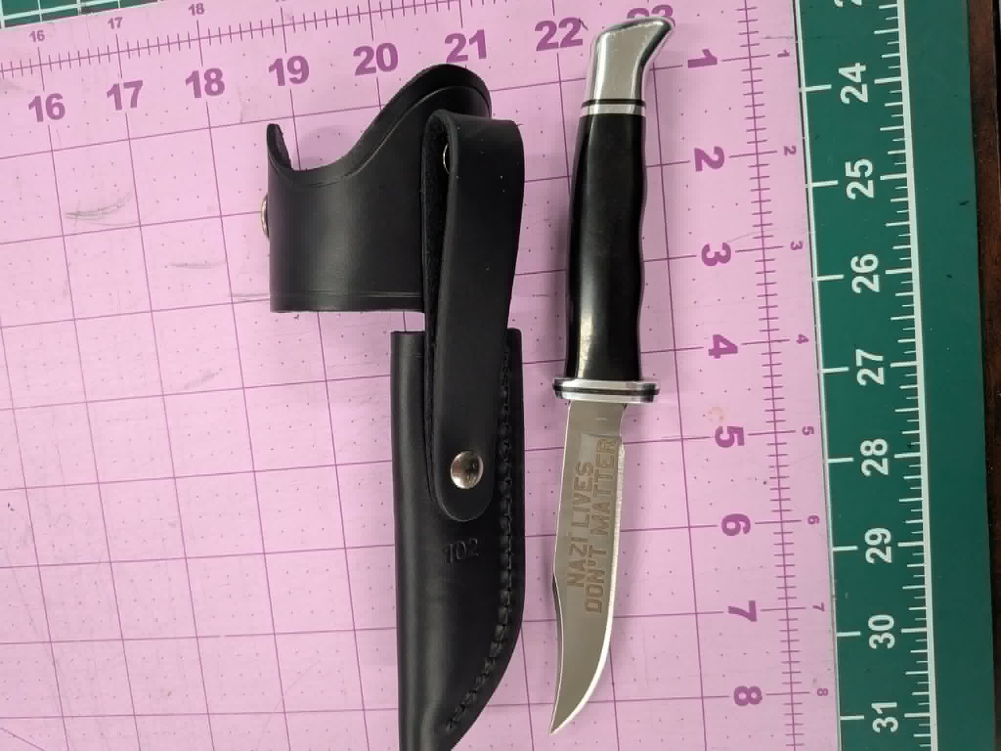 Buck 102 Woodsman - Fixed Blade With Sheath - Laser Engraved