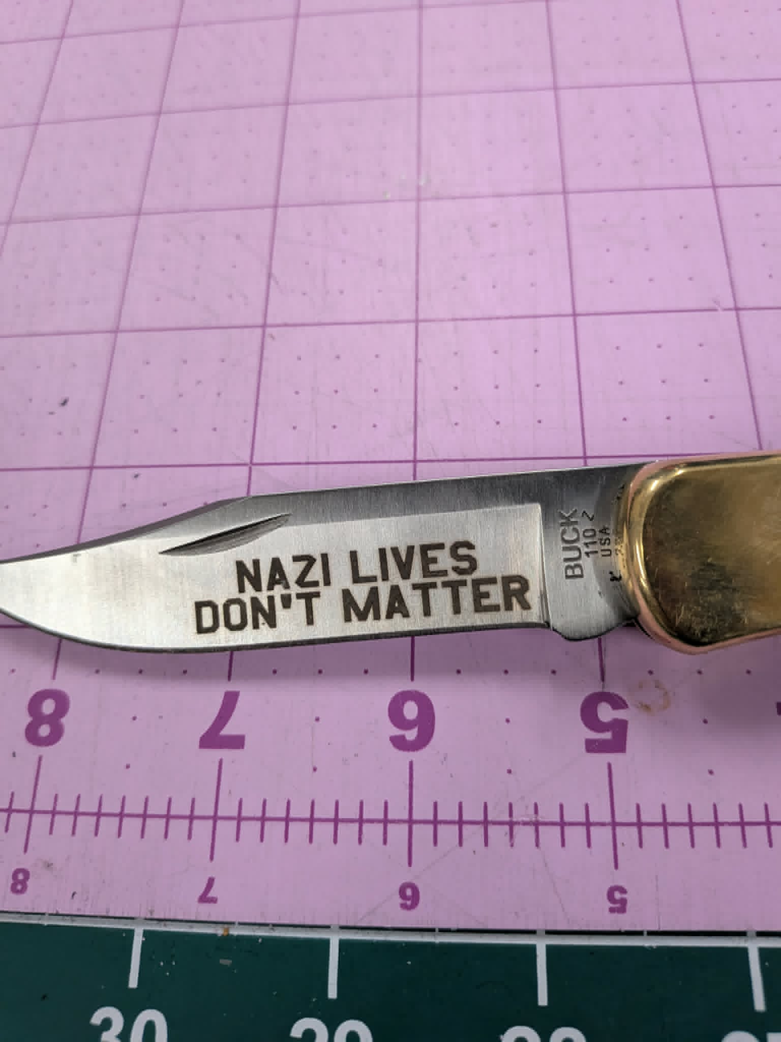 Buck 110 Hunter - Lockback Pocket Knife - Laser Engraved
