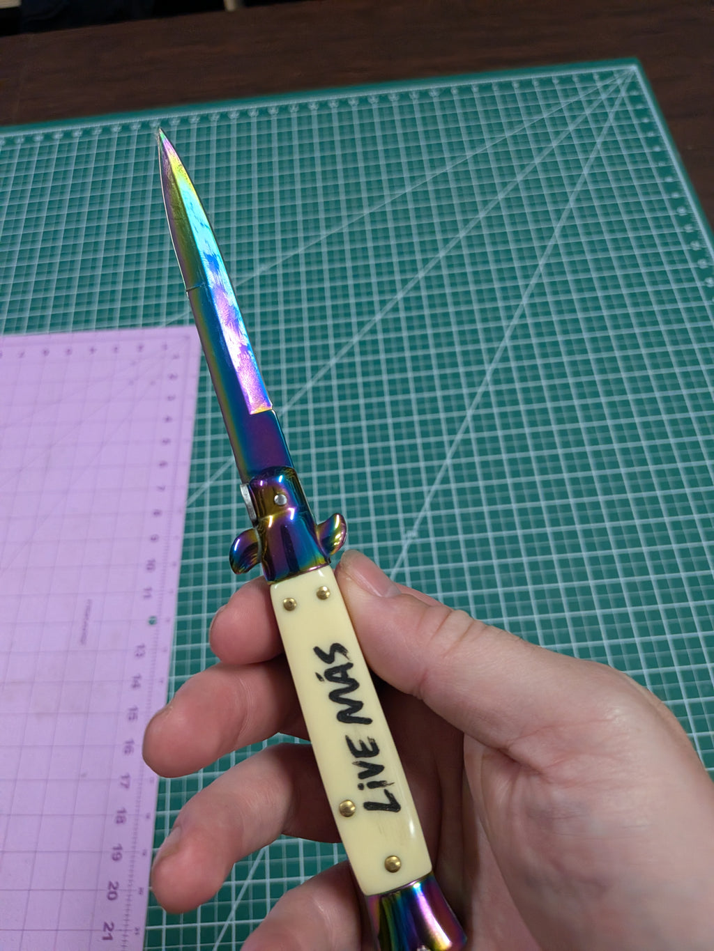Taco Bell Live Mas - Engraved Switchblade