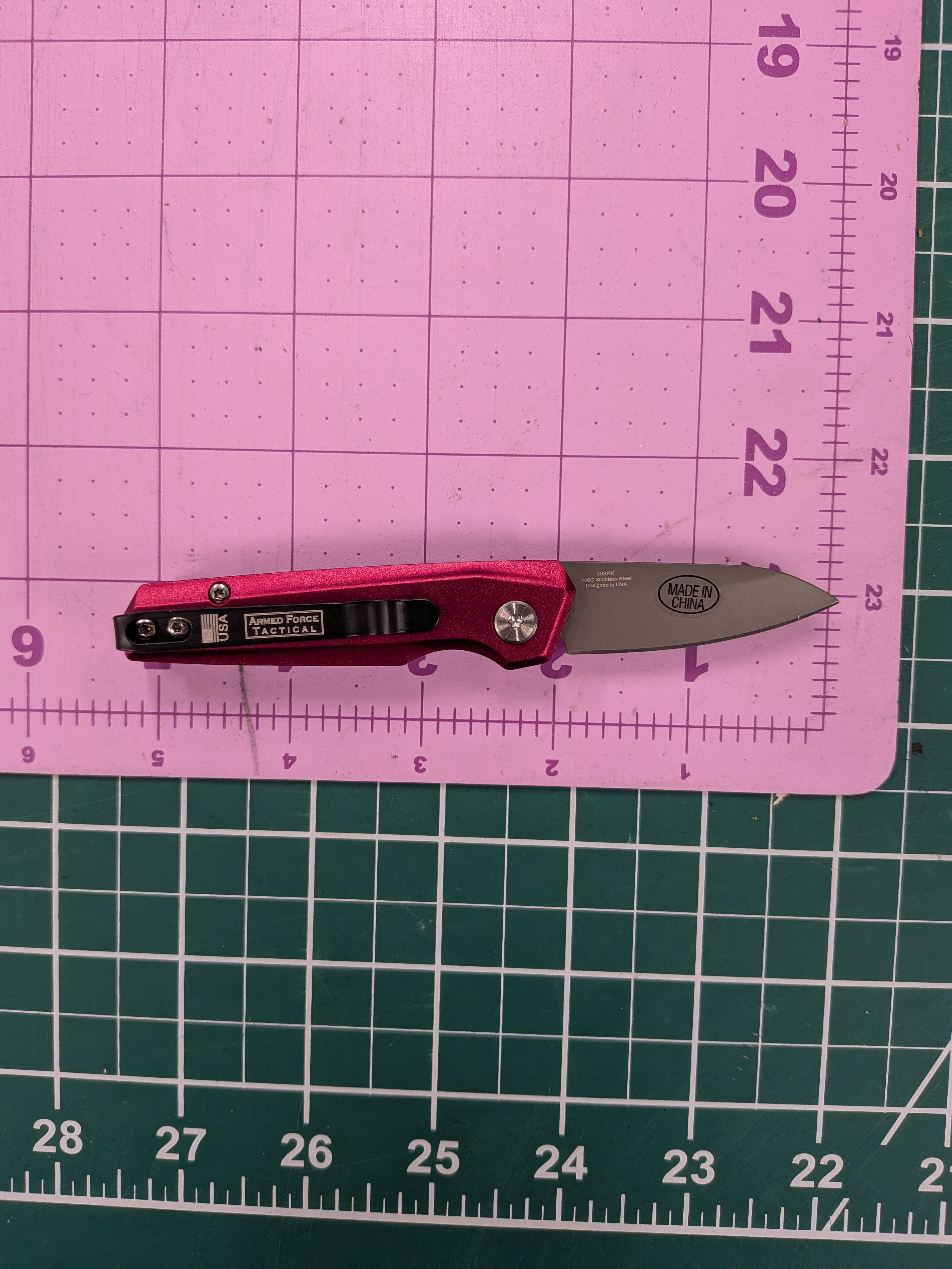 Dead Men Don't Rape - Engraved 2.5 Inch Knife - Pink