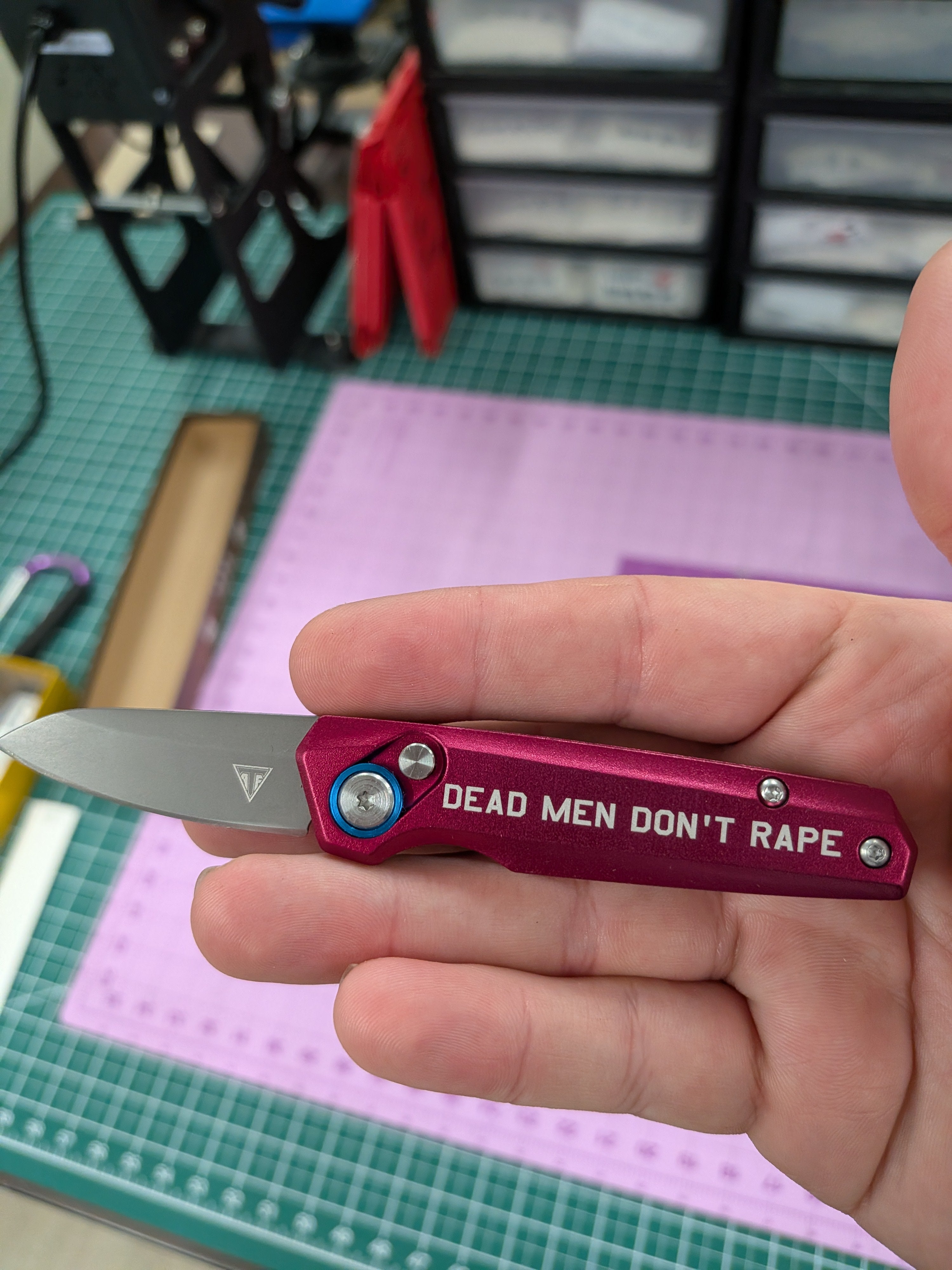 Dead Men Don't Rape - Engraved 2.5 Inch Knife - Pink
