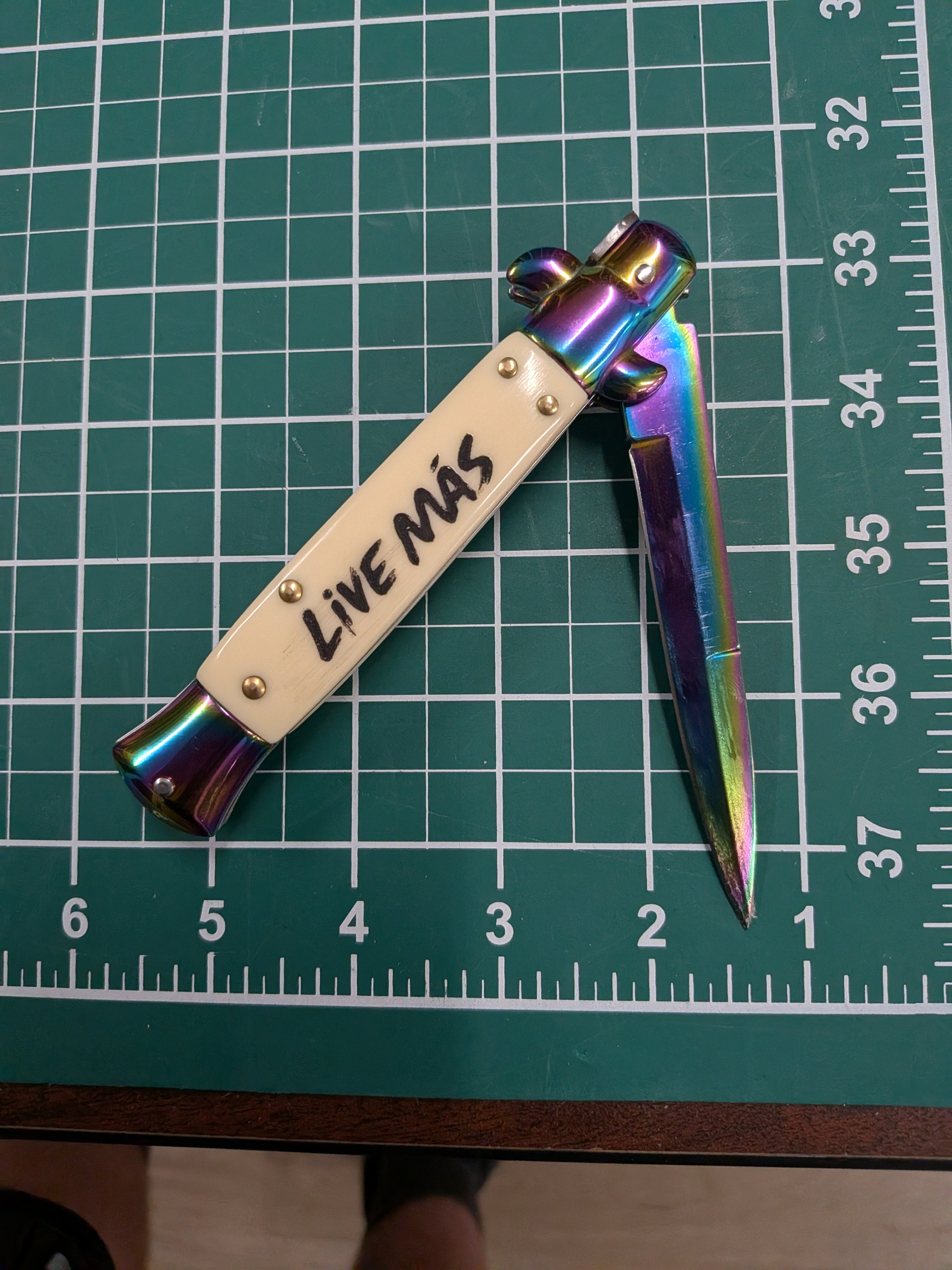 Taco Bell Live Mas - Engraved Switchblade