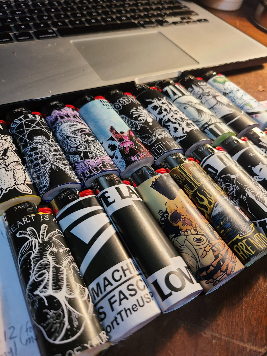 Random Bulk Lighters! (Put Options in the shipping notes)