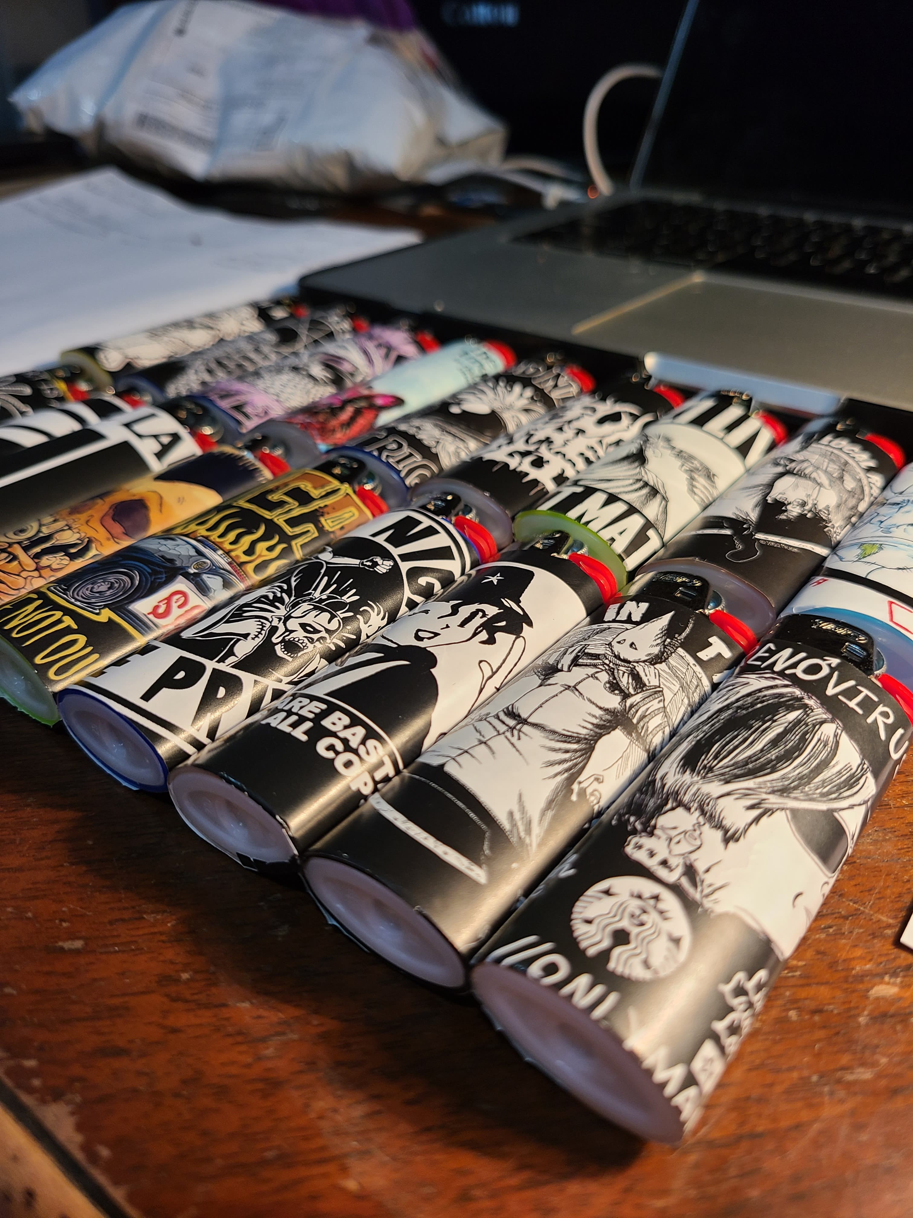 Random Bulk Lighters! (Put Options in the shipping notes)