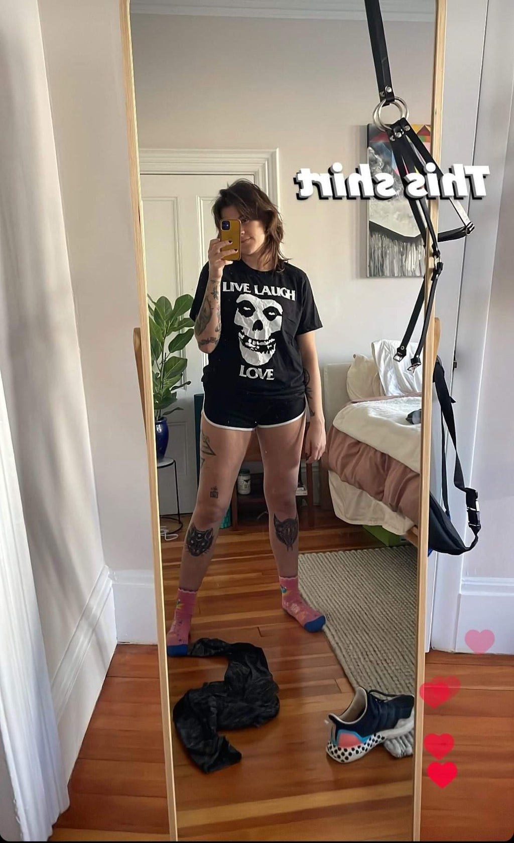 Live Laugh Love // Misfits Crimson Skull